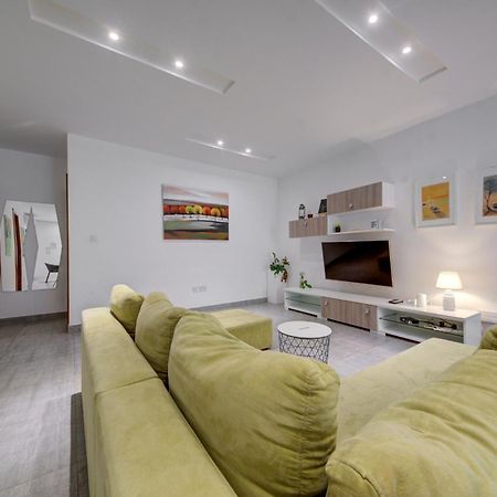 Top Floor Apt With Common Pool Close To All Amenities San Pawl il-Baħar Extérieur photo
